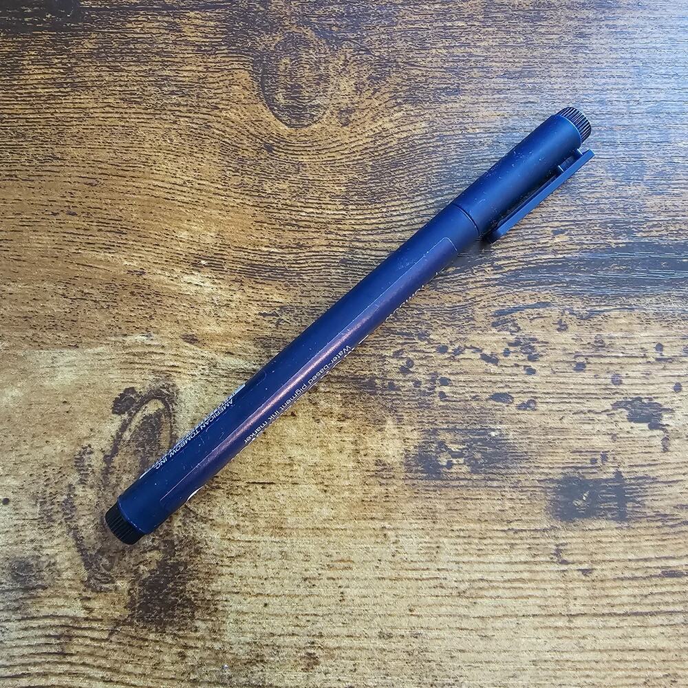 Tombow MONO Drawing Pen featuring water-based pigment ink